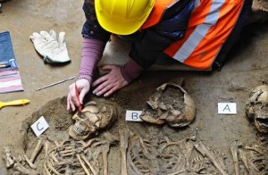 Resti umani trovati sotto la Galleria degli Uffizi a Firenze (Foto: cultural-diagnostic.it)