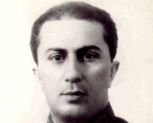 Jakov Dzugasvili, primo figlio di Stalin. Quando il giovane tentò il suicidio, il padre reagì mostrando un inaudito cinismo