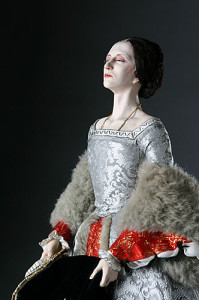 Anna Bolena raffigurata in una scultura. Dal '500 a oggi, si contano numerose "apparizioni" del fantasma di Anna Bolena