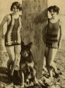 Le attrici Myrna Loy e Leila Hyams con Rin Tin Tin