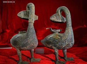 Le antichissime lampade "mangiafumo" recentemente ritrovate in Cina