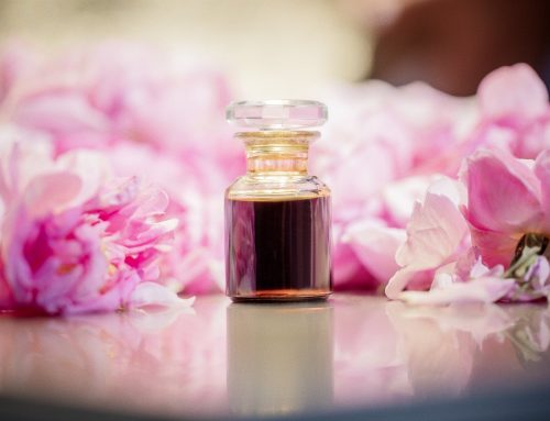 Rhodine Italian: the Rose Perfume that Romans liked
